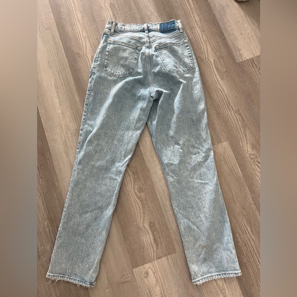 Abercrombie & Fitch 90’s Straight Leg High Rise Jeans - Picture 3 of 3